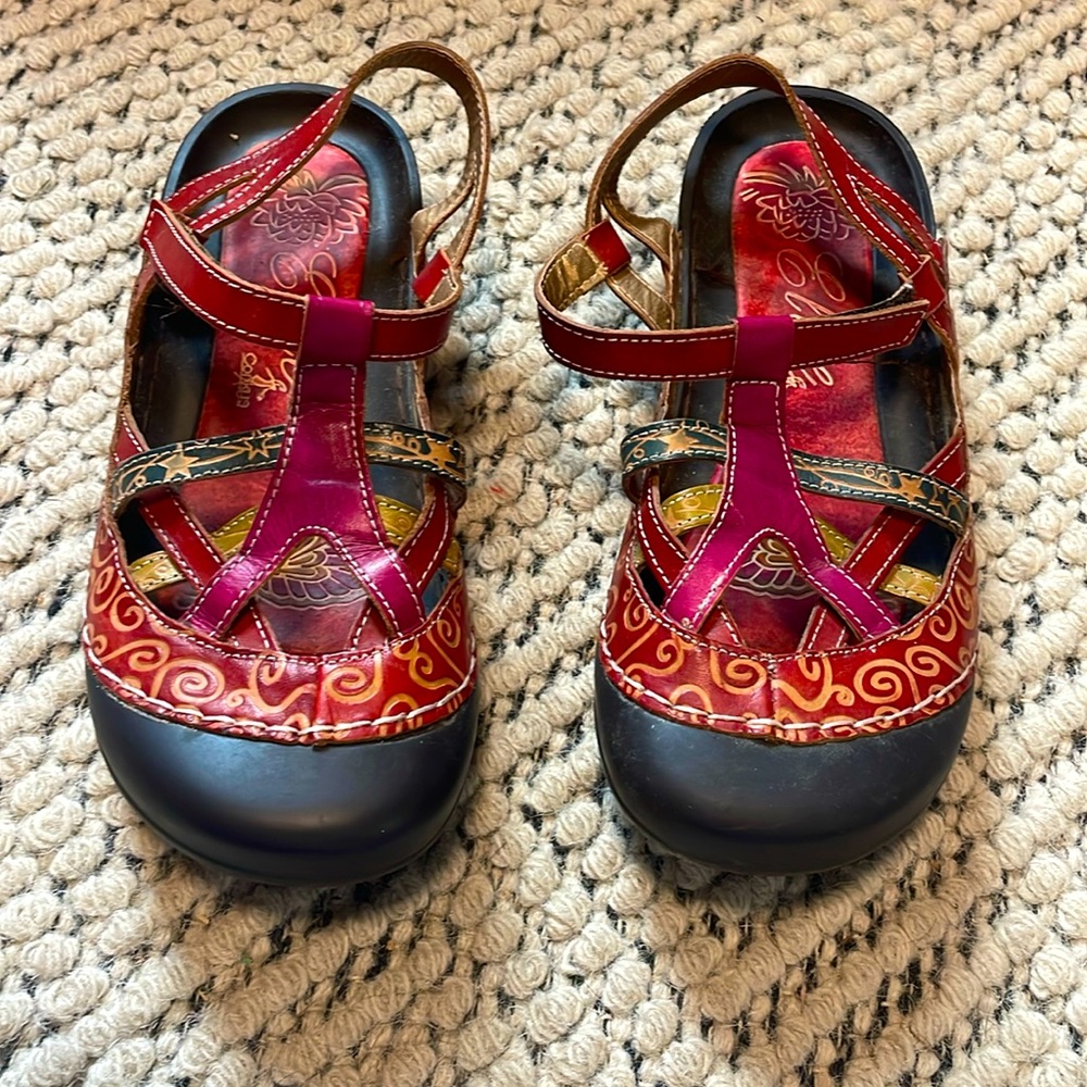 Size red “Elite”by Corkys. Adjustable Velcro strap. Rubber sole. Leather shoe.